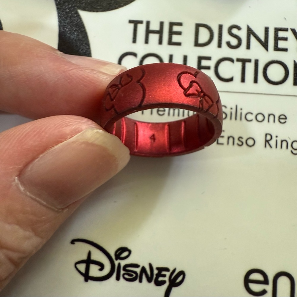 NEW Disney Collection Enso Rings 4 Pack - Picture 12 of 16